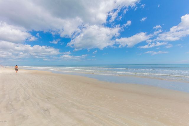 2545 S Atlantic Ave Apt 402, Daytona Beach Shores, FL 32118