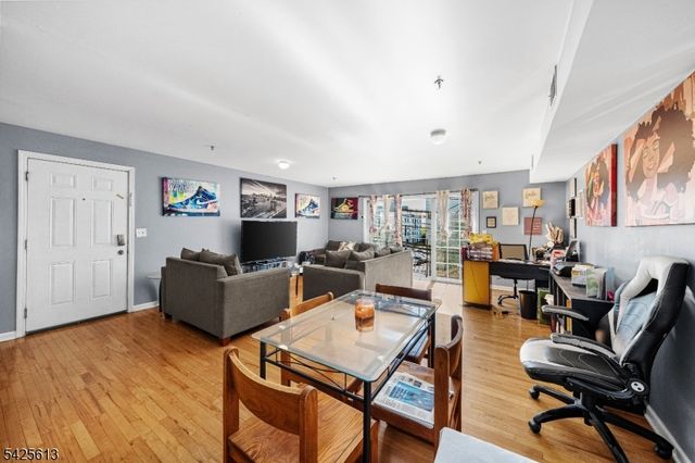 25 Norfolk St, Newark City, NJ 07103