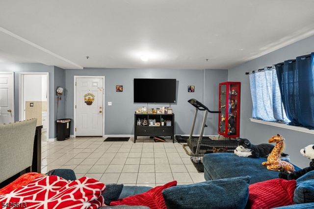 25 Norfolk St, Newark City, NJ 07103