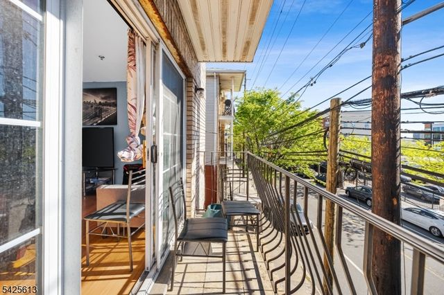 25 Norfolk St, Newark City, NJ 07103