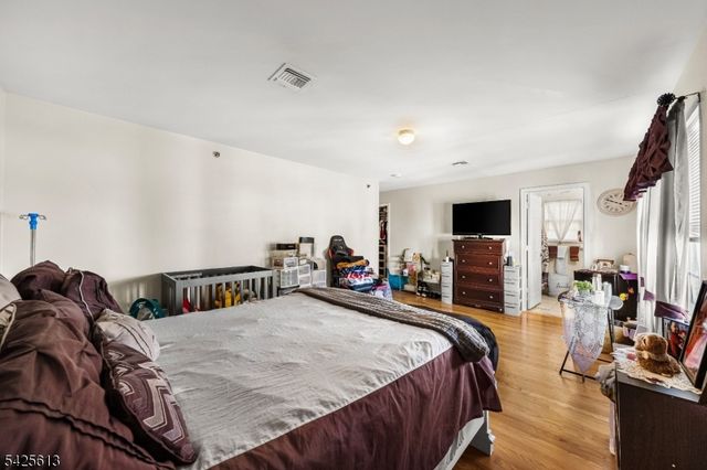 25 Norfolk St, Newark City, NJ 07103