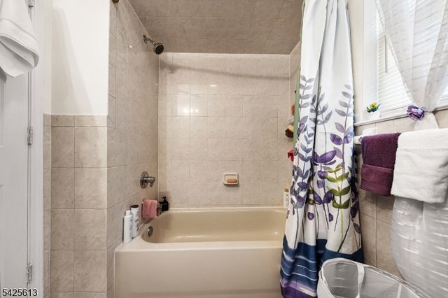 25 Norfolk St, Newark City, NJ 07103