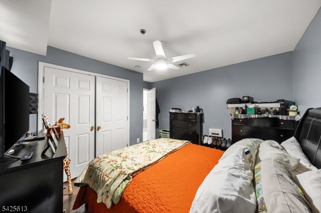 25 Norfolk St, Newark City, NJ 07103