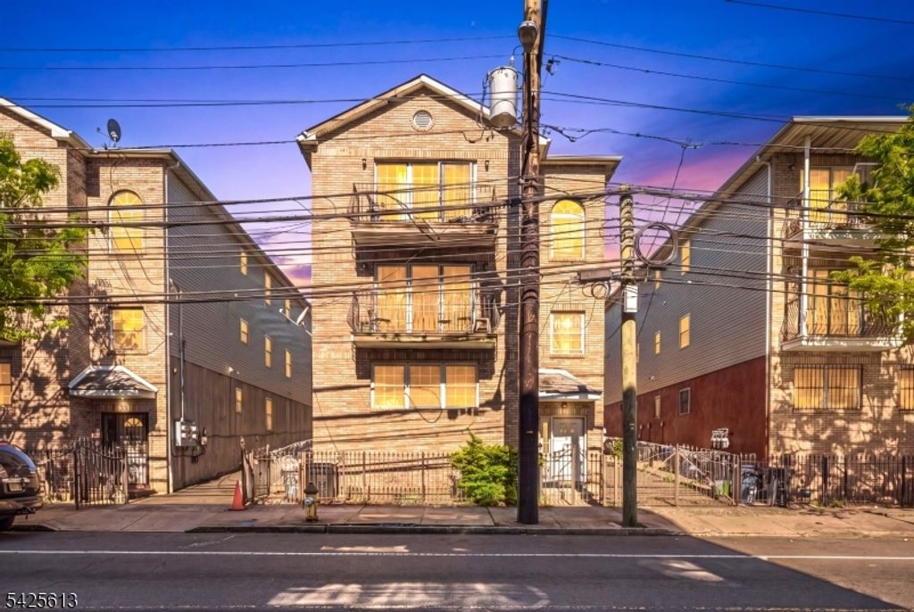 25 Norfolk St, Newark City, NJ 07103