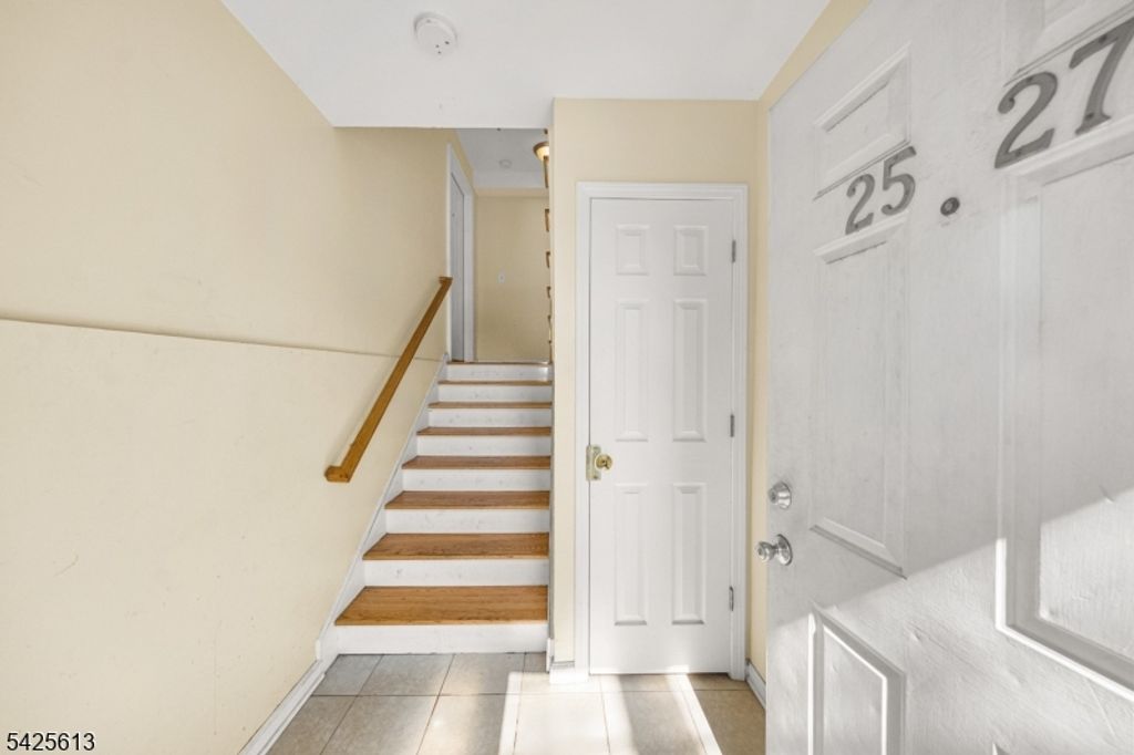 25 Norfolk St, Newark City, NJ 07103 — photo 3