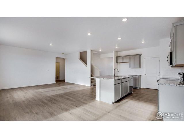 825 S Apex Ave, Fort Lupton, CO 80621