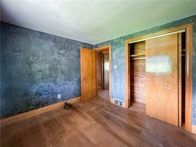 108 Economy Grade Rd, Findlay Twp, PA 15108