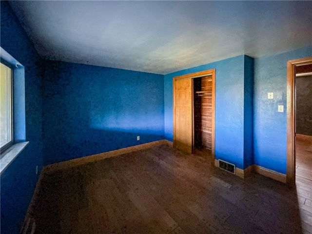 108 Economy Grade Rd, Findlay Twp, PA 15108