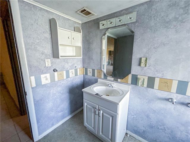 108 Economy Grade Rd, Findlay Twp, PA 15108