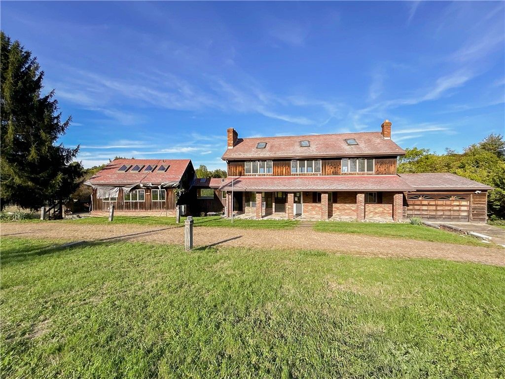 108 Economy Grade Rd, Findlay Twp, PA 15108