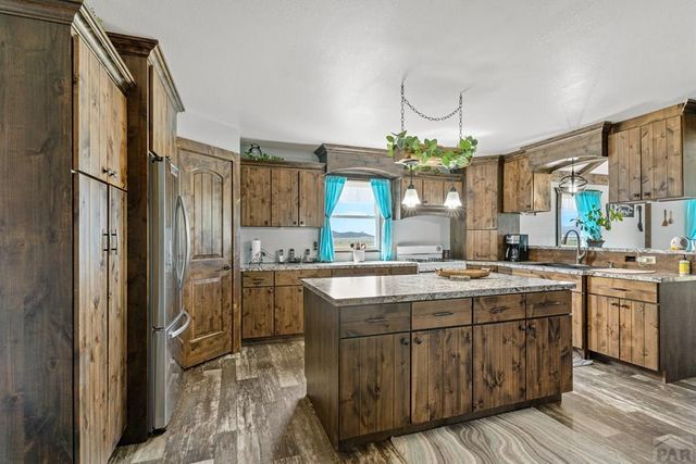 5010 Oak Grove Circle, Westcliffe, CO 81252
