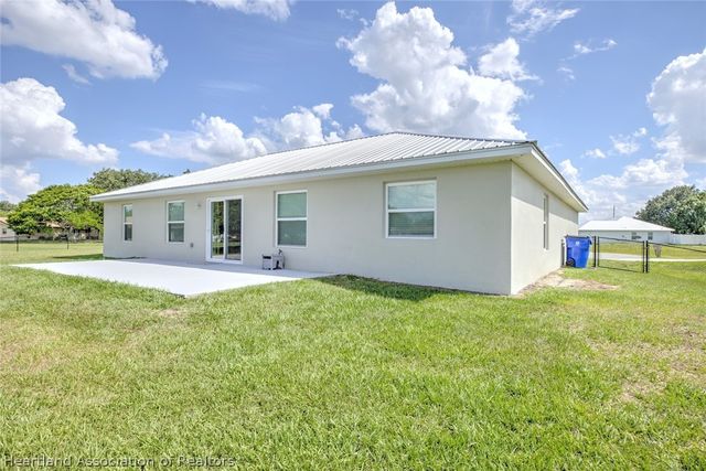 111 Vale Court, Sebring, FL 33876