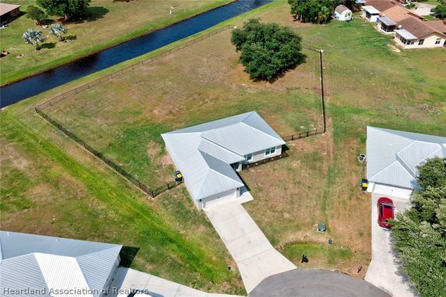 111 Vale Court, Sebring, FL 33876