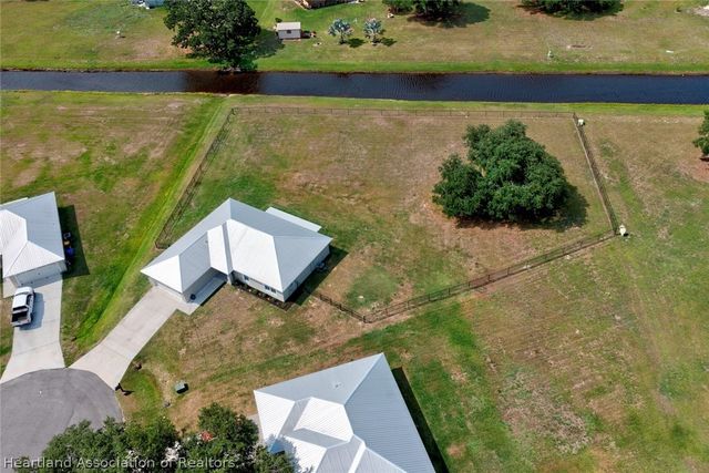 111 Vale Court, Sebring, FL 33876