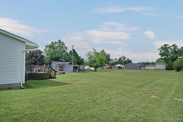 5607 Genesee Avenue, Otter Lake, MI 48464