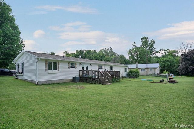 5607 Genesee Avenue, Otter Lake, MI 48464