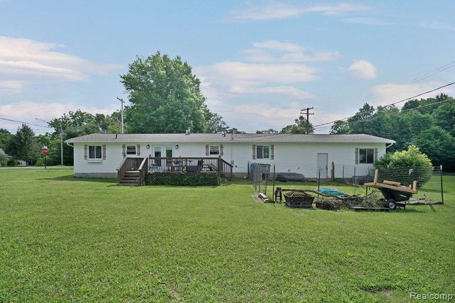 5607 Genesee Avenue, Otter Lake, MI 48464