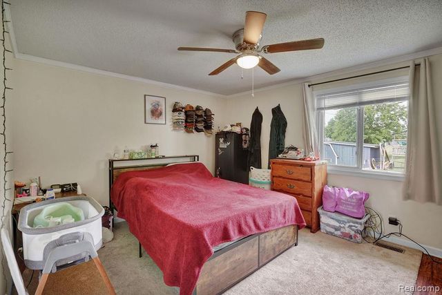 5607 Genesee Avenue, Otter Lake, MI 48464