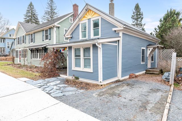 128 East Main Street, Richmond, VT 05477