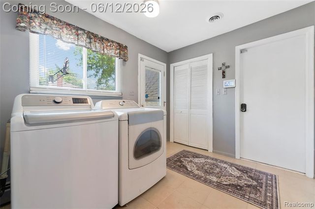 36539 Capper Drive, Clinton Township, MI 48035