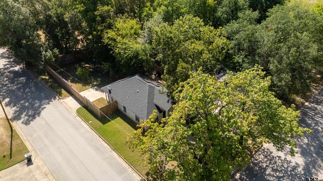 1315 N Ross, Tyler, TX 75702