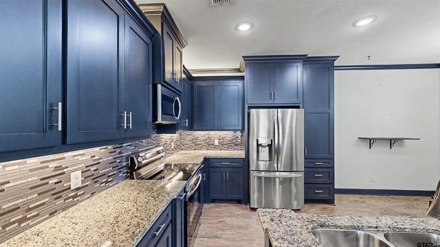 1315 N Ross, Tyler, TX 75702