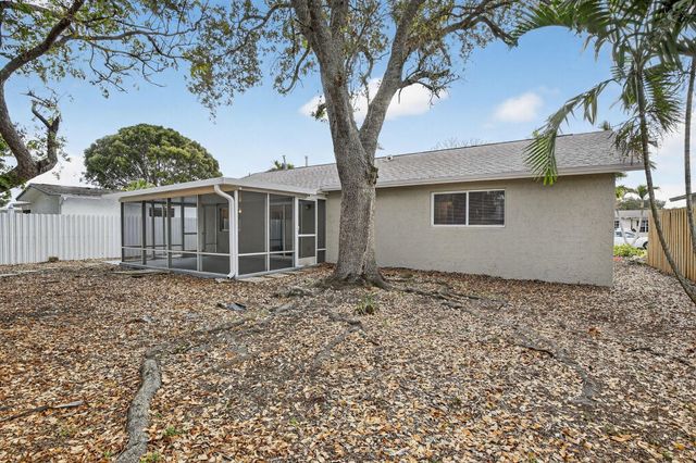 11631 NW 32nd Manor, Sunrise, FL 33323