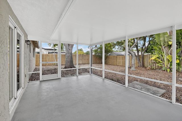 11631 NW 32nd Manor, Sunrise, FL 33323