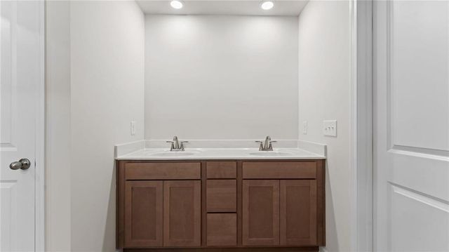 232 Hampton Hollow Drive, Jefferson, GA 30549