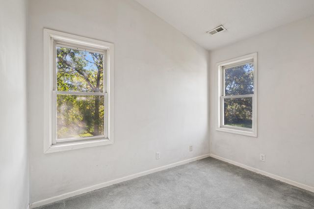 160 W GREEN MEADOWS RD, Columbia, MO 65203