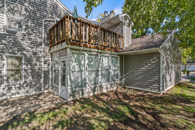 160 W GREEN MEADOWS RD, Columbia, MO 65203