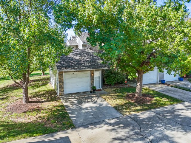 160 W GREEN MEADOWS RD, Columbia, MO 65203