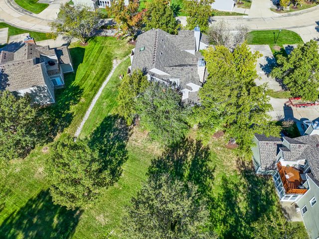 160 W GREEN MEADOWS RD, Columbia, MO 65203