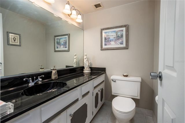 1717 NW 23RD AVENUE 2E, Gainesville, FL 32605