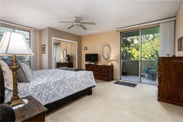 1717 NW 23RD AVENUE 2E, Gainesville, FL 32605
