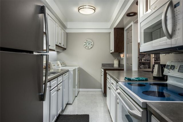 1717 NW 23RD AVENUE 2E, Gainesville, FL 32605