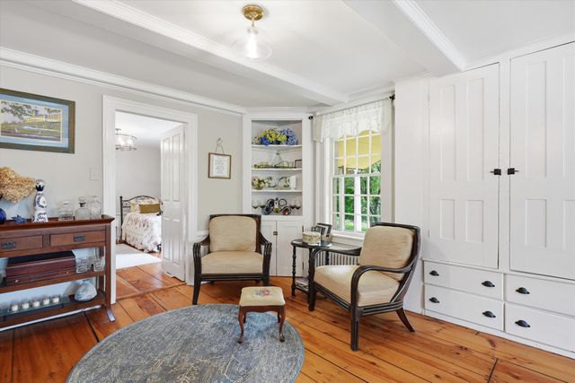 20 Stark Hwy S, Dunbarton, NH 03046