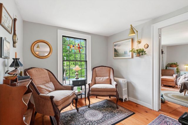 20 Stark Hwy S, Dunbarton, NH 03046