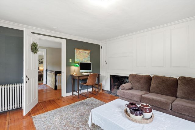 20 Stark Hwy S, Dunbarton, NH 03046