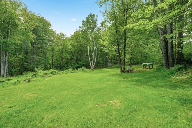20 Stark Hwy S, Dunbarton, NH 03046