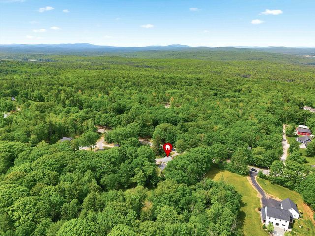 20 Stark Hwy S, Dunbarton, NH 03046