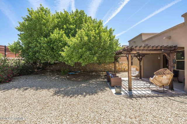 4026 Bravia Dove Loop, Las Cruces, NM 88001