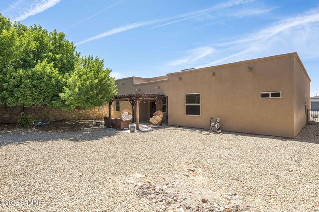 4026 Bravia Dove Loop, Las Cruces, NM 88001