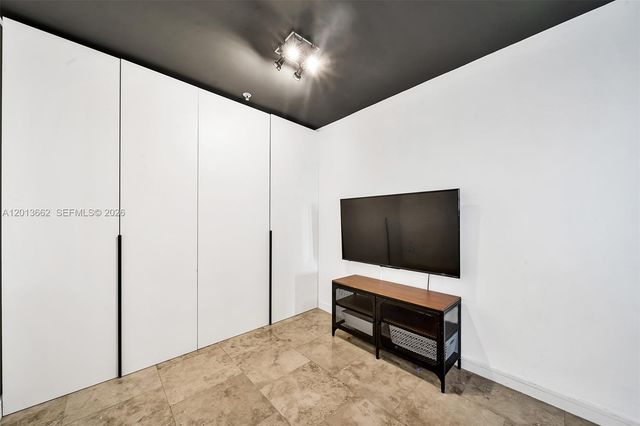 7929 West Dr 1501, North Bay Village, FL 33141