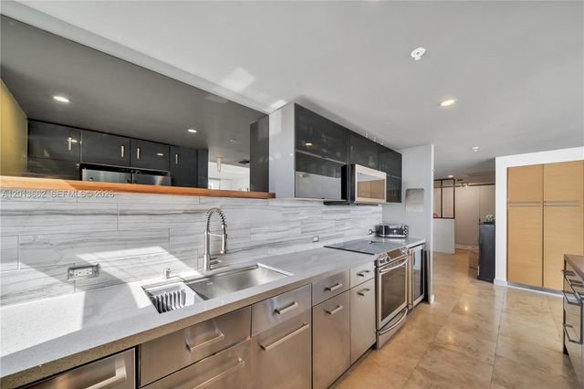 7929 West Dr 1501, North Bay Village, FL 33141