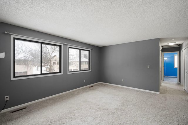 6608 83 Circle N, Brooklyn Park, MN 55445