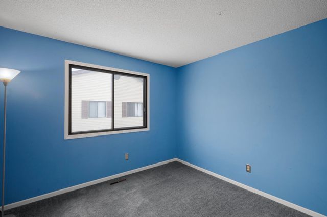 6608 83 Circle N, Brooklyn Park, MN 55445