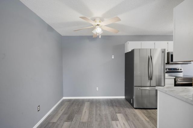 6608 83 Circle N, Brooklyn Park, MN 55445