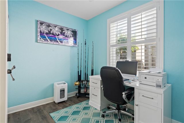 1920 Grey Falcon Circle SW, Vero Beach, FL 32962