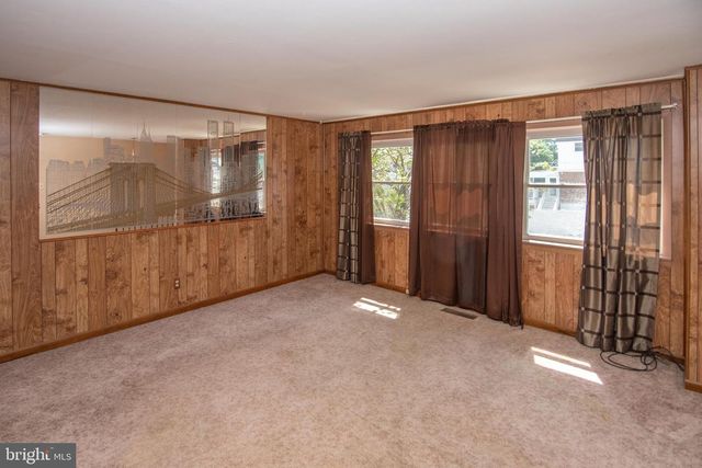 11710 CORRY RD, Philadelphia, PA 19154